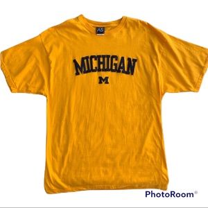 Michigan T-shirt size 2X